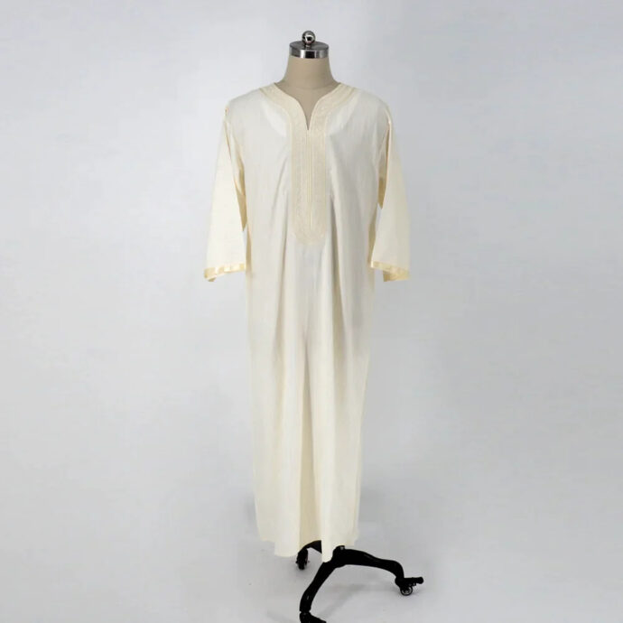 loose white embroidered robe - Image 3